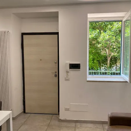 Moderno A 15 Minuti Dal Centro Di Appartamento *